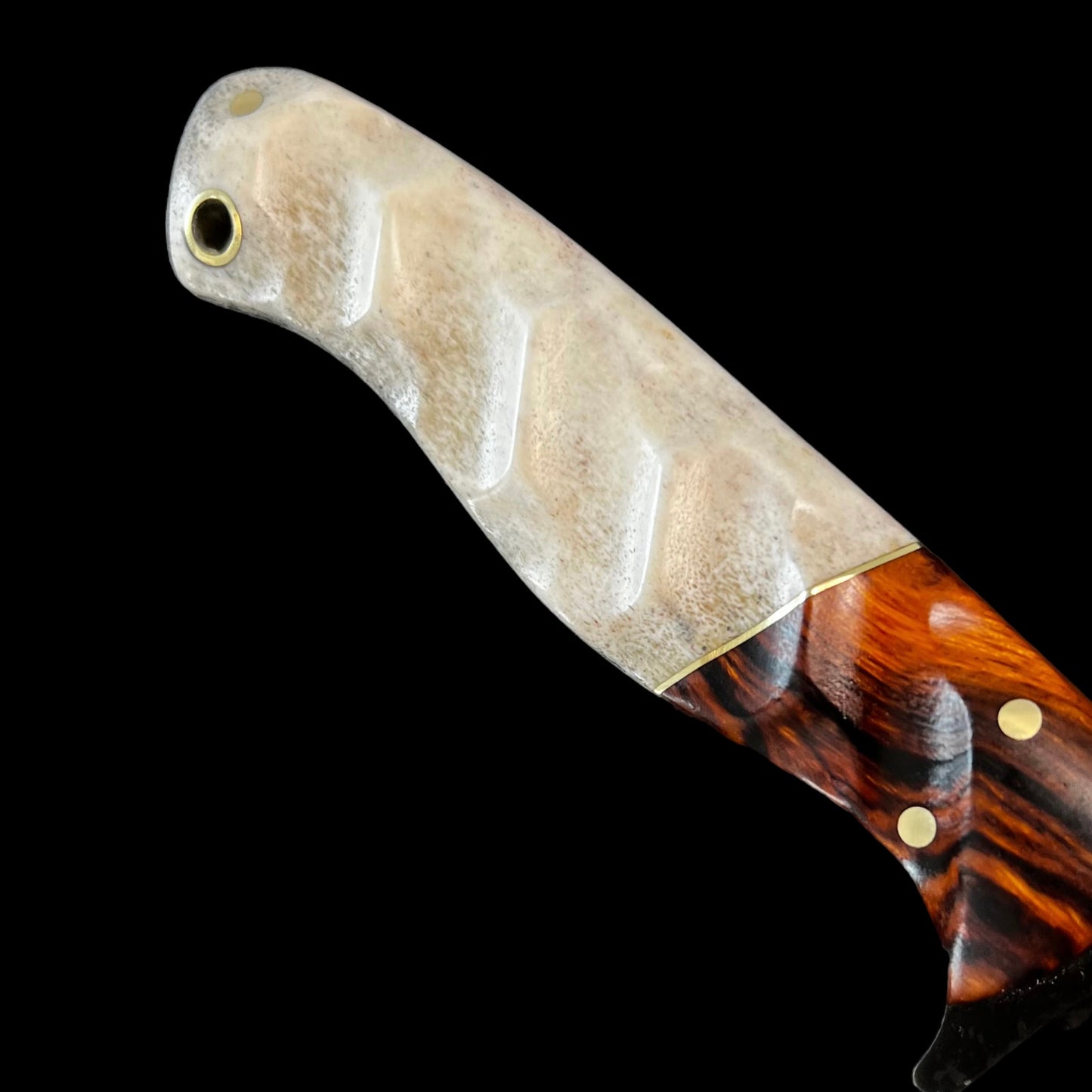 Skinner- Desert Iron Wood/ Brass/ Elk Antler. Black Natural Micarta Liner. Pins- Brass.