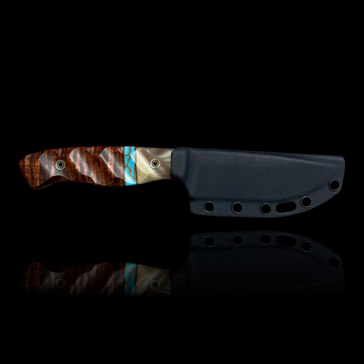 Fieldcraft- Rams horn/ Natural micarta/ gold webbed turquoise/ Tasmanian black wood