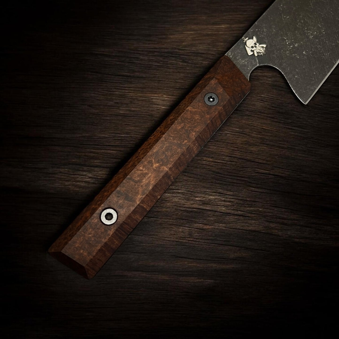 NAKIRI- Red Wood Burl