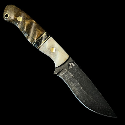 Magnacut Skinner- Elk Antler/ G10/ Brass/ Gold Webbed Tru Stone/ Giraffe Bone.